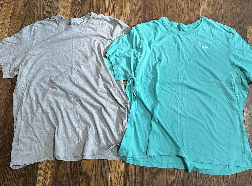 Nike The Nike Tee Essential Cotton Crew Neck T-Shirt Set (Gray and Turquoise) XL